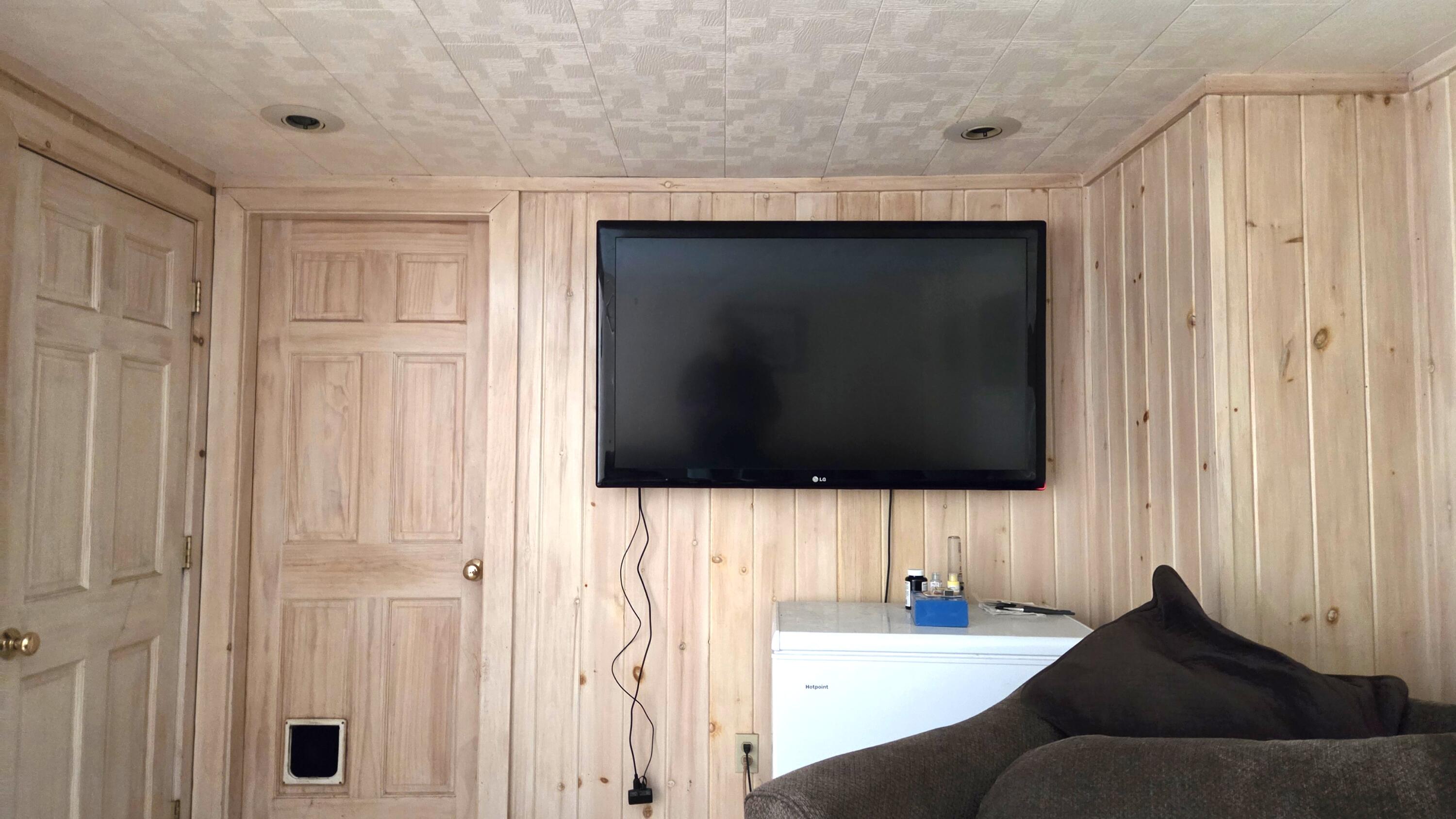 689 Airline Road Clifton, ME 04428 - Photo 6 of 25 20260622_130224