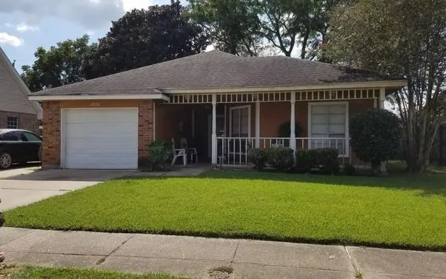 $180,000 | 2001 Van Arpel Drive, Laplace, LA 70068