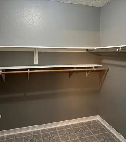 $180,000 | 2001 Van Arpel Drive, Laplace, LA 70068