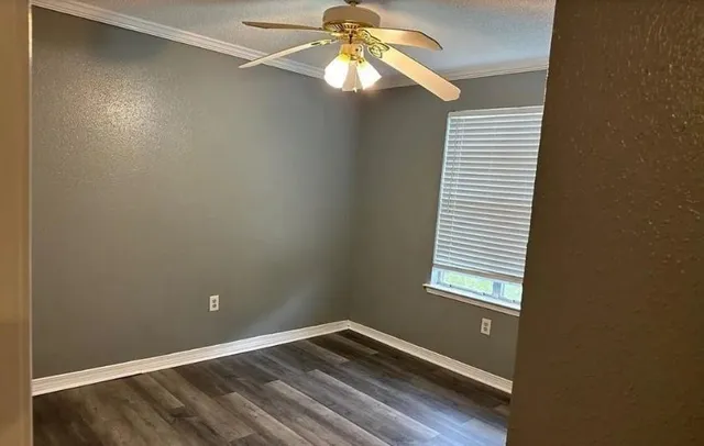 $180,000 | 2001 Van Arpel Drive, Laplace, LA 70068