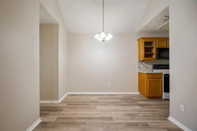 $1,800 | 2014 Lee Drive, Denton, TX 76209