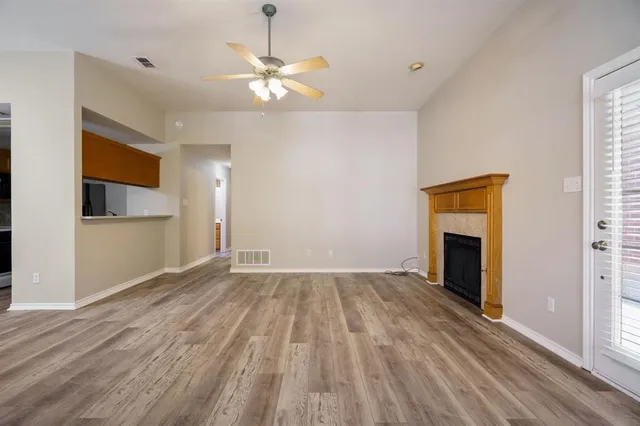 $1,800 | 2014 Lee Drive, Denton, TX 76209