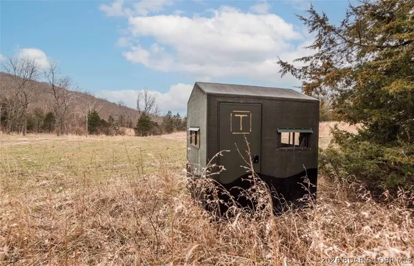 $1,099,900 | 21657 Sawmill Road, Versailles, MO 65084