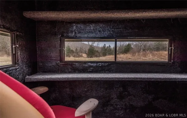 $1,099,900 | 21657 Sawmill Road, Versailles, MO 65084