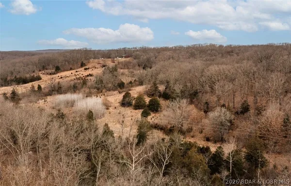 $1,099,900 | 21657 Sawmill Road, Versailles, MO 65084