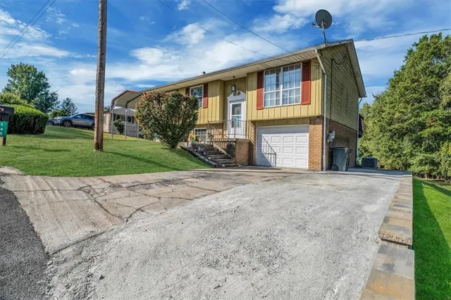 $242,500 | 545 Allen Avenue, Belle Vernon, PA 15012