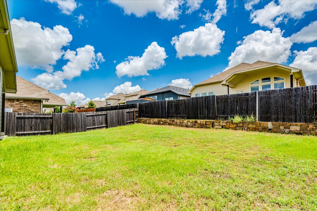275 Cherrystone Loop Buda, TX 78610 - Photo 32 of 33 Backyard