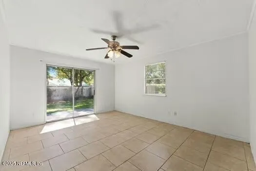 a view of entryway with window