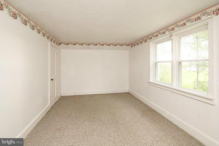 560 Jasontown Road Westminster, MD 21158 - Photo 13 of 29 Bedroom