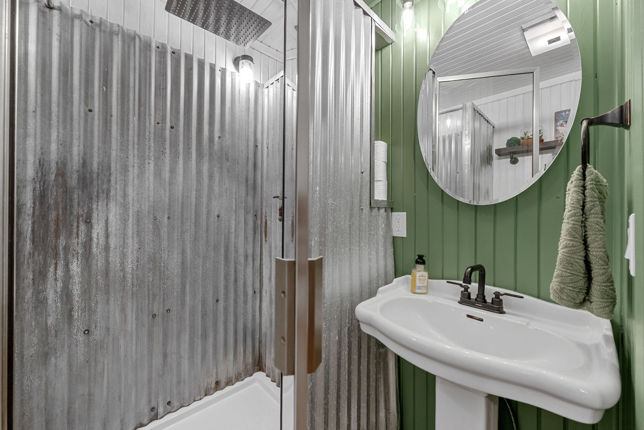 1205 Shakerag Road Hanson, KY 42413 - Photo 18 of 50 a bathroom with a sink and a mirror