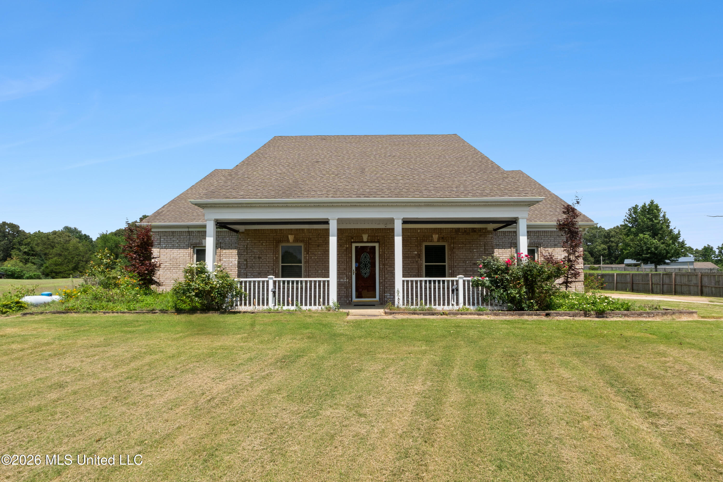 384 Moore Crossing Byhalia, MS 38611 - Photo 1 of 38 DSC07659