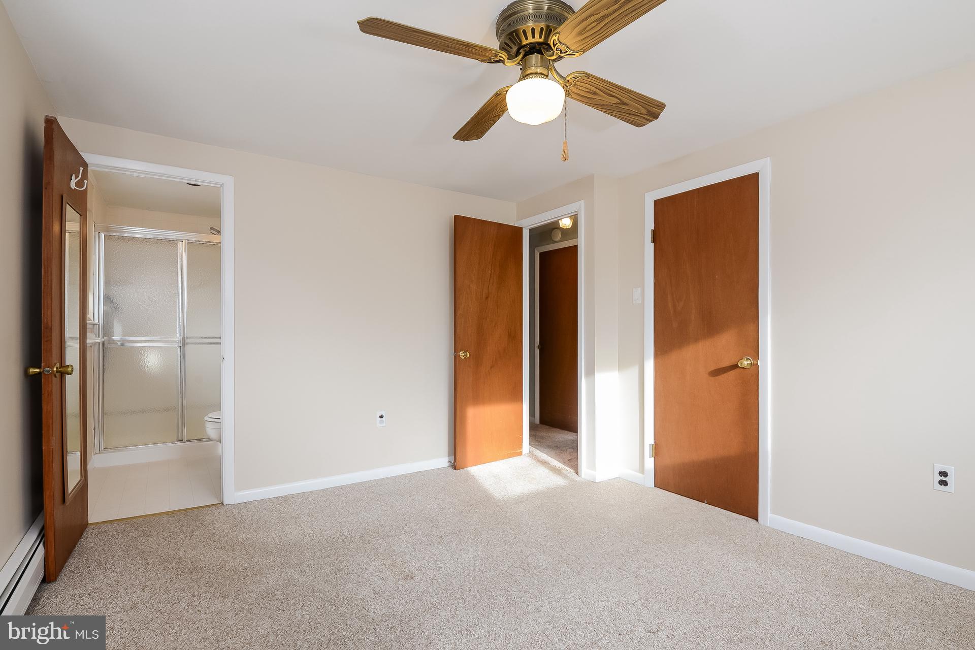 824 Roger Road Warminster, PA 18974 - Photo 14 of 26 Gallery Image 14