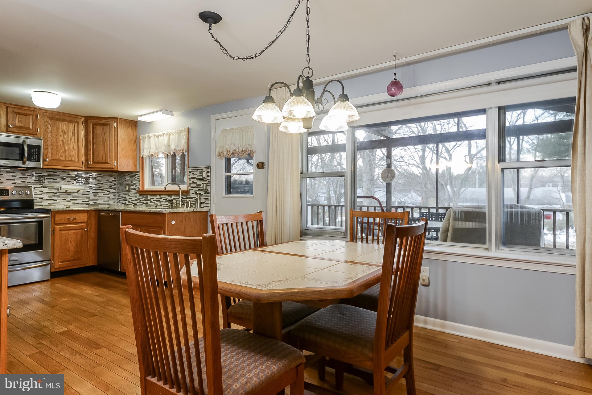 824 Roger Road Warminster, PA 18974 - Photo 8 of 26 Gallery Image 8