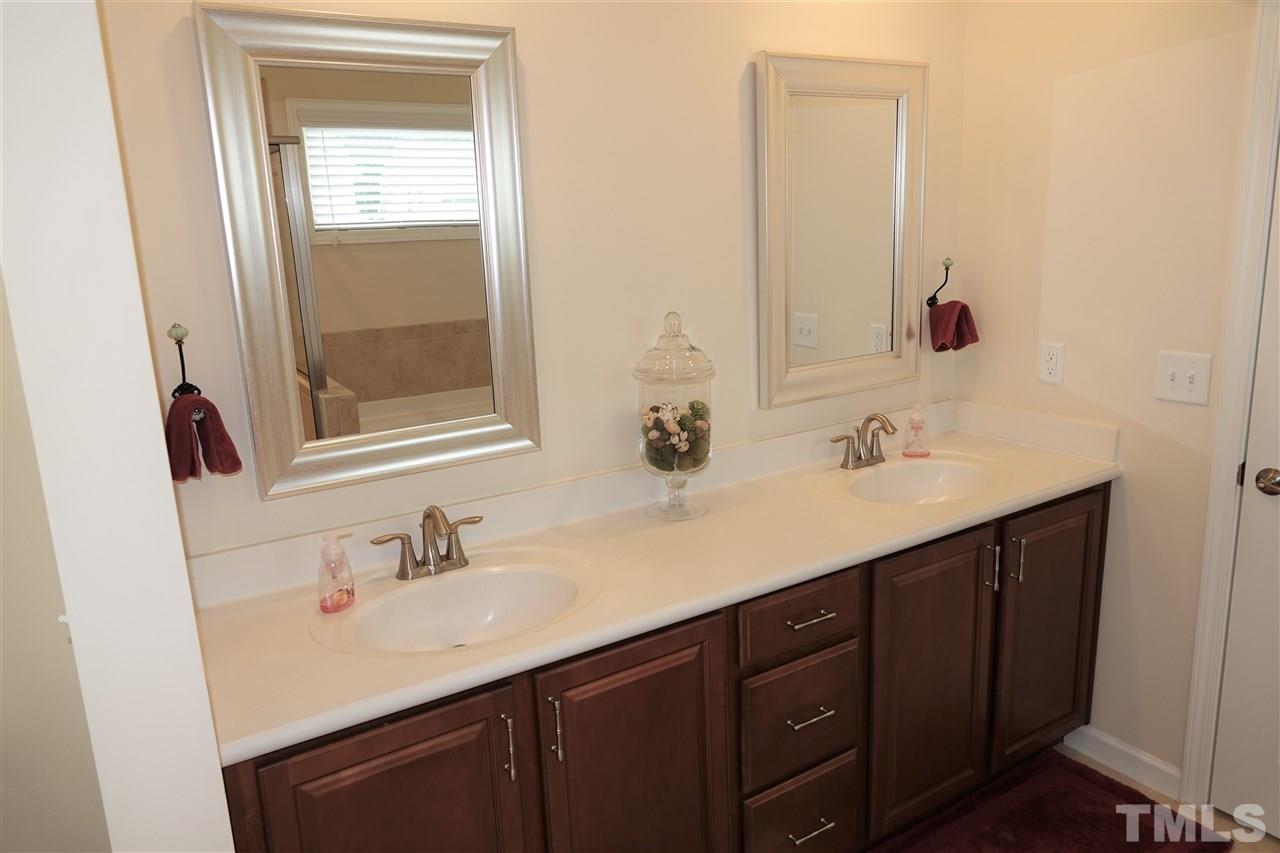 841 Wildflower Ridge Road Wake Forest, NC 27587 - Photo 18 of 30 Gallery Image 18
