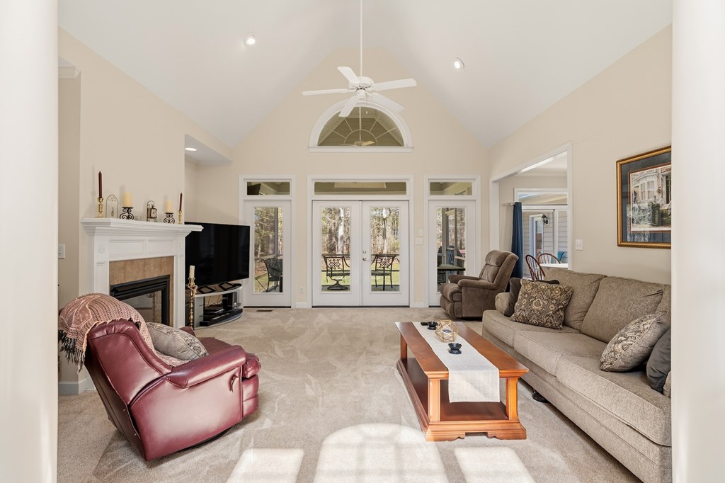 217 Compass Point Ninety Six, SC 29666 - Photo 4 of 52 Gallery Image 4