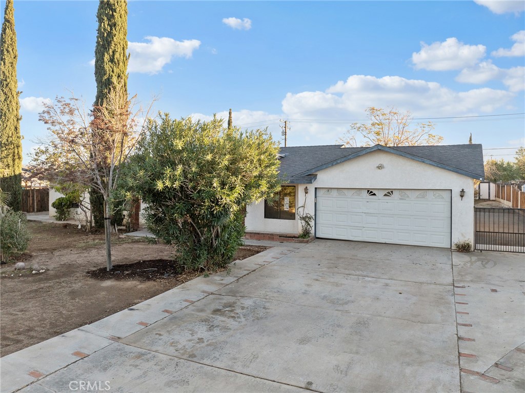 14669 La Brisa Road Victorville, CA 92392 - Photo 4 of 41