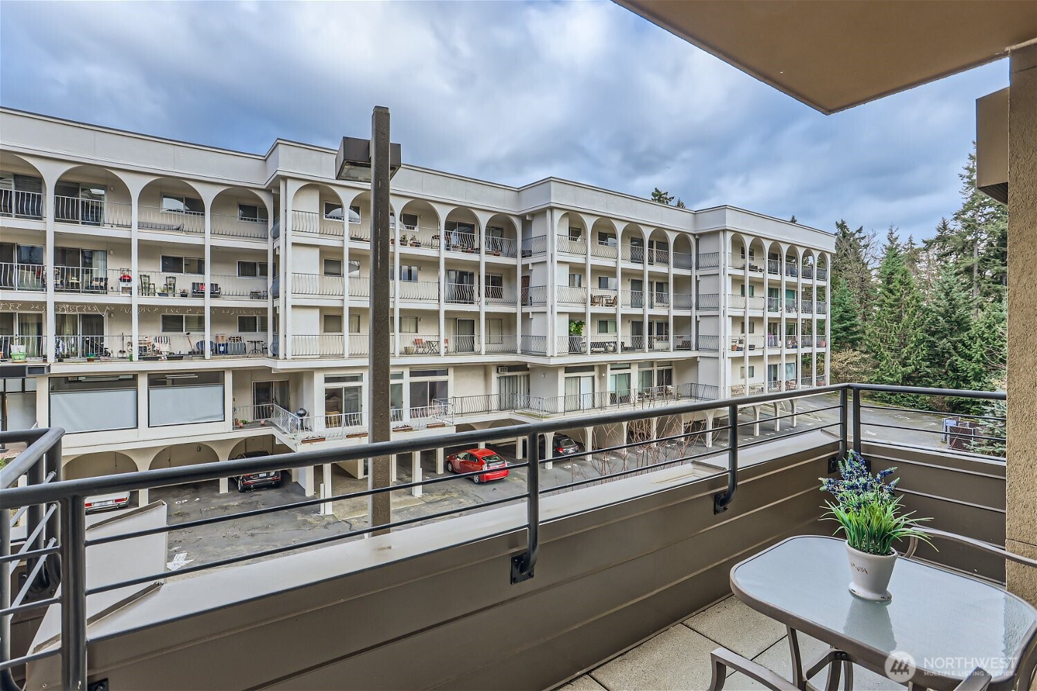 10047 Main Street, Unit 206 Bellevue, WA 98004 - Photo 3 of 12