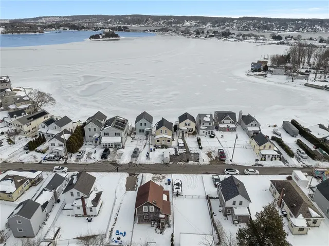 $850,000 | 47 Cedar Avenue, Portsmouth, RI 02871