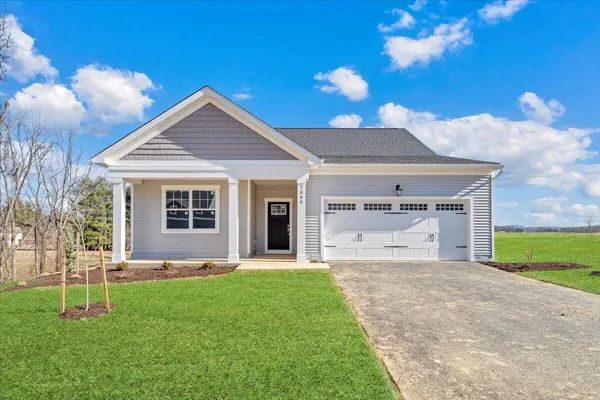 $419,750 | 7380 King's Pointe Drive, Radford, VA 24141