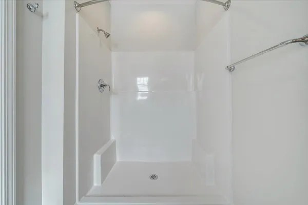 $419,750 | 7380 King's Pointe Drive, Radford, VA 24141