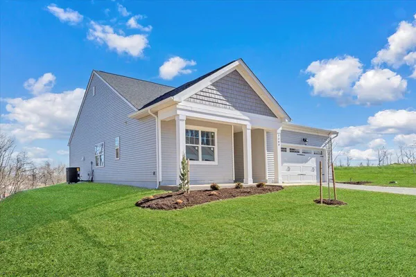 $419,750 | 7380 King's Pointe Drive, Radford, VA 24141