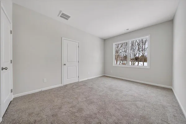 $419,750 | 7380 King's Pointe Drive, Radford, VA 24141