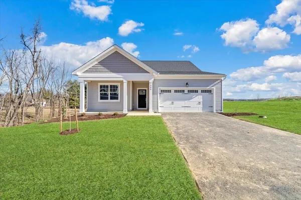 $419,750 | 7380 King's Pointe Drive, Radford, VA 24141