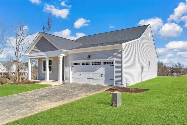 $419,750 | 7380 King's Pointe Drive, Radford, VA 24141