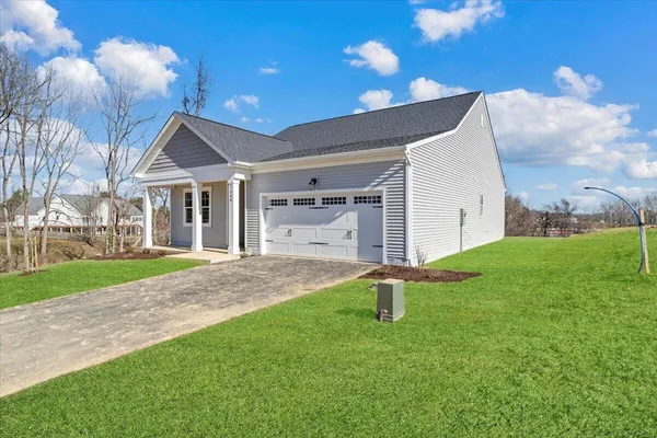 $419,750 | 7380 King's Pointe Drive, Radford, VA 24141