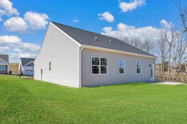 $419,750 | 7380 King's Pointe Drive, Radford, VA 24141