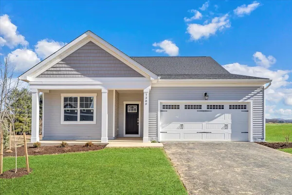 $419,750 | 7380 King's Pointe Drive, Radford, VA 24141
