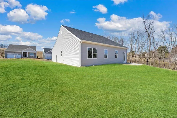$419,750 | 7380 King's Pointe Drive, Radford, VA 24141