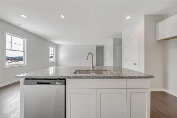 $419,750 | 7380 King's Pointe Drive, Radford, VA 24141