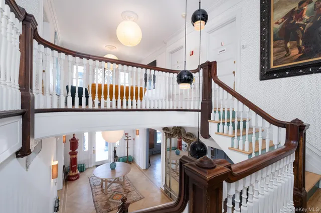 $9,500,000 | 10 Old Rte 9, Hyde Park, NY 12580