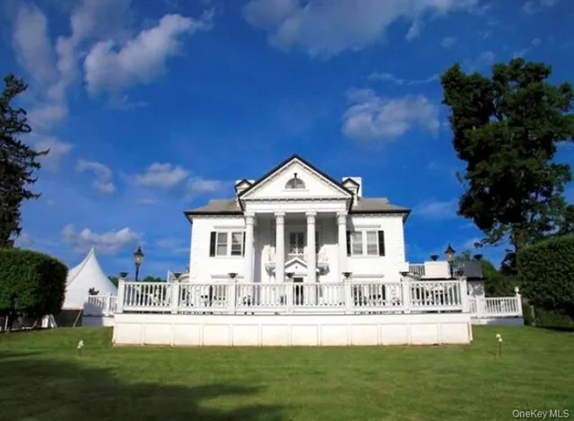 $9,500,000 | 10 Old Rte 9, Hyde Park, NY 12580