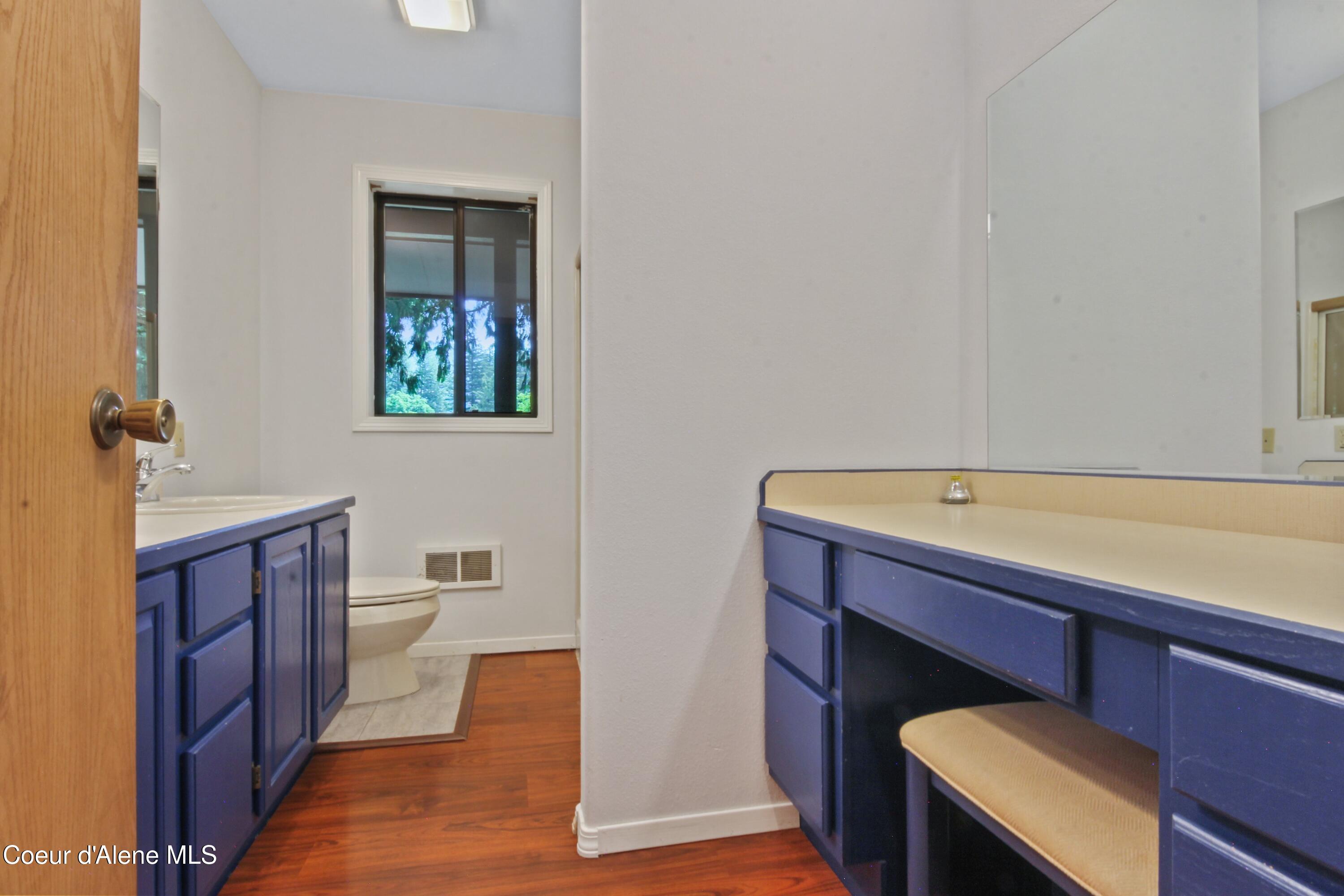 150 Denali Road Sagle, ID 83860 - Photo 31 of 40 031_Bathroom