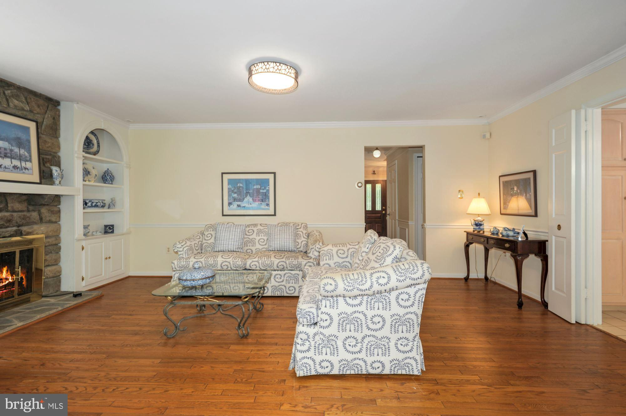 2741 Hill Road Vienna, VA 22181 - Photo 26 of 63 Family Room with gas FP and built in shelves