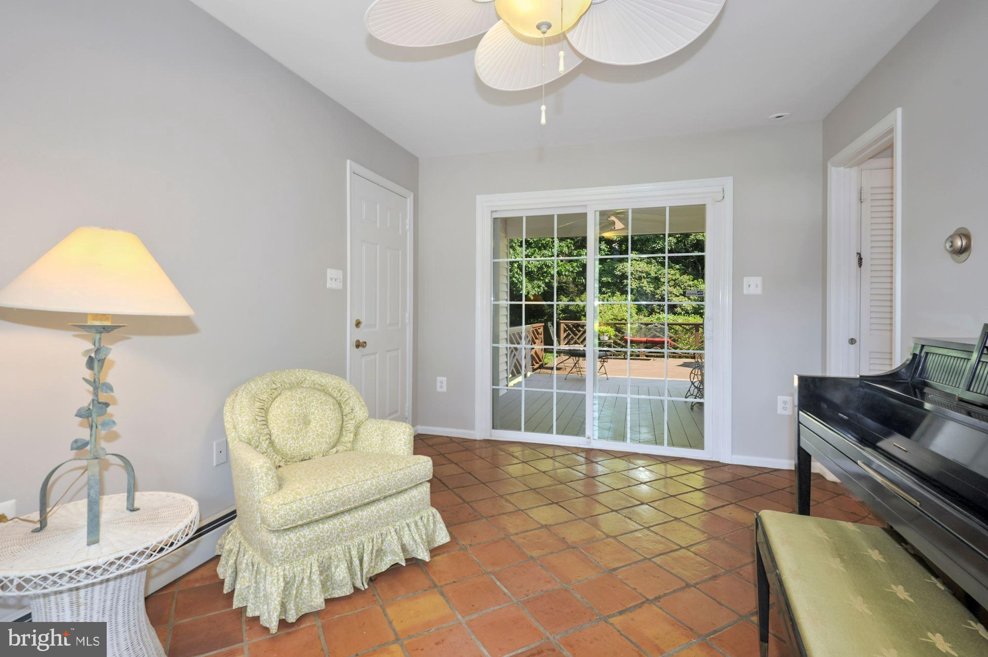 2741 Hill Road Vienna, VA 22181 - Photo 30 of 63 Sunroom w/ door to rear deck