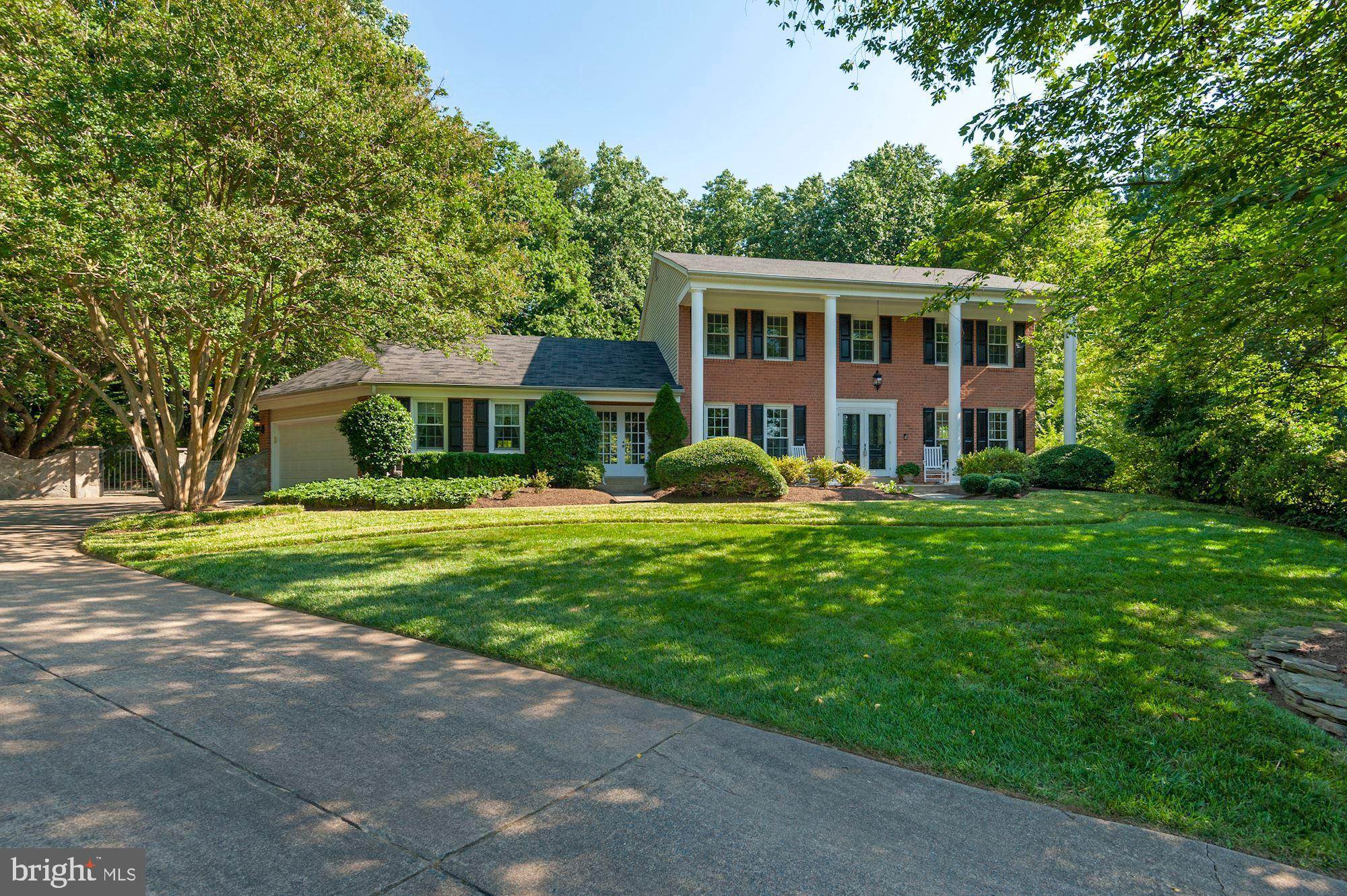 2741 Hill Road Vienna, VA 22181 - Photo 4 of 63 Gallery Image 4