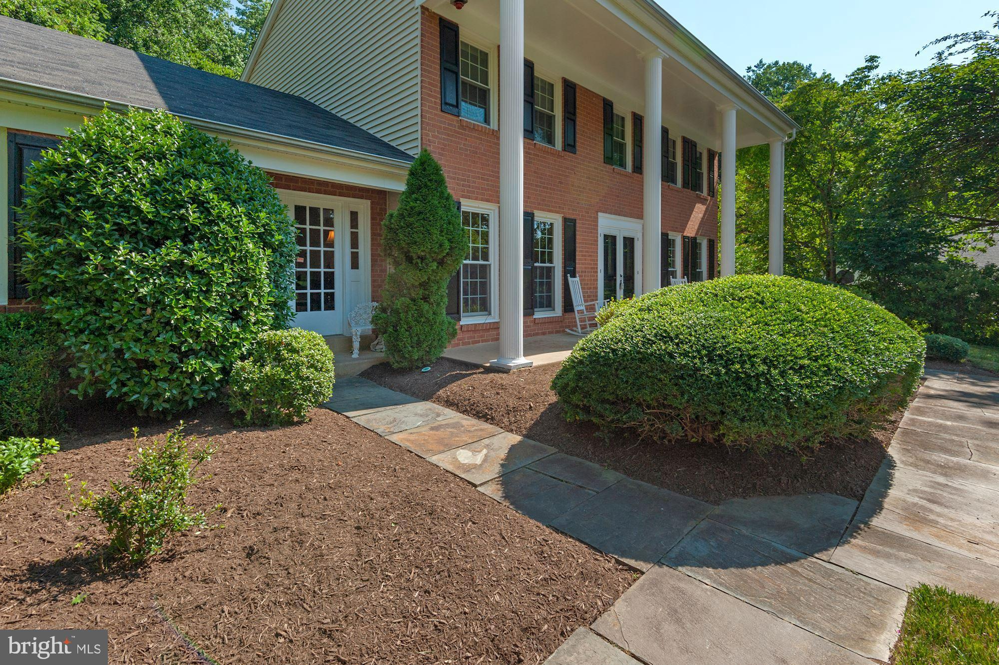 2741 Hill Road Vienna, VA 22181 - Photo 5 of 63 Gallery Image 5
