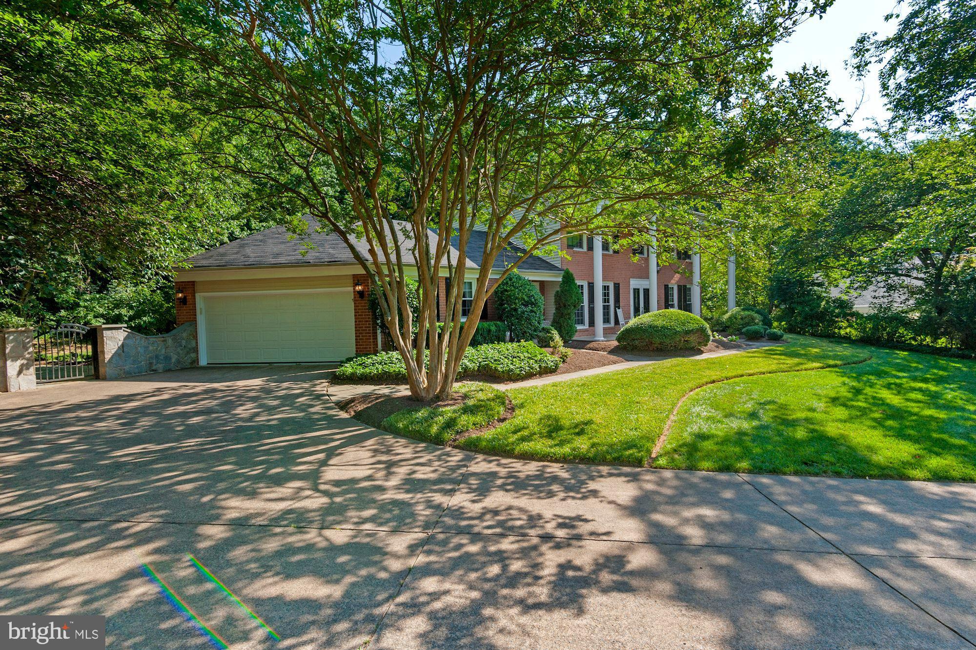 2741 Hill Road Vienna, VA 22181 - Photo 6 of 63 Gallery Image 6