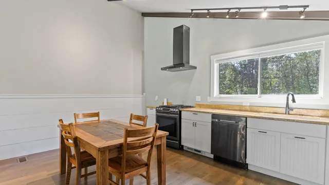 $619,900 | 25 Range Road, Windham, NH 03087