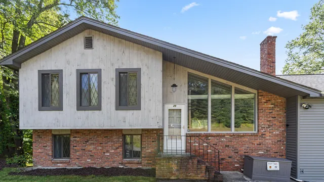 $619,900 | 25 Range Road, Windham, NH 03087