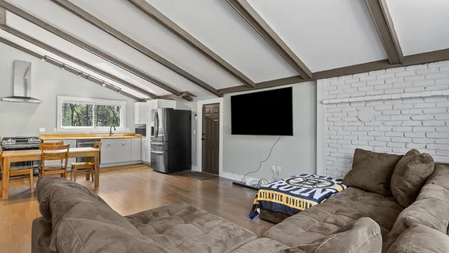 $619,900 | 25 Range Road, Windham, NH 03087