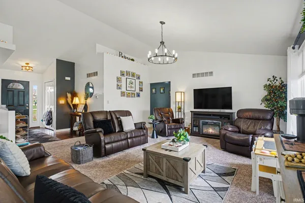 $432,500 | 14541 Field Crest Court, Middlebury, IN 46540