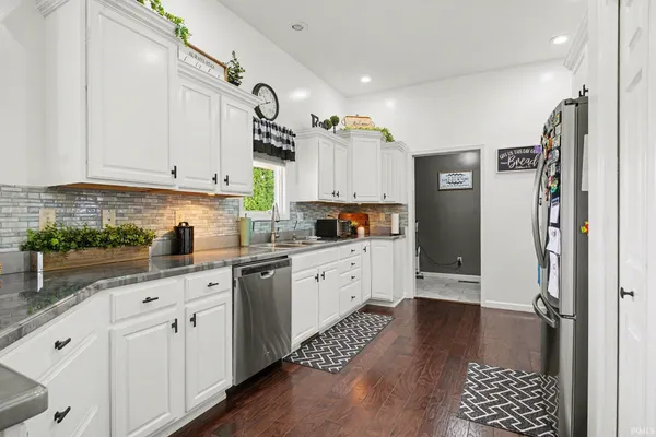 $432,500 | 14541 Field Crest Court, Middlebury, IN 46540