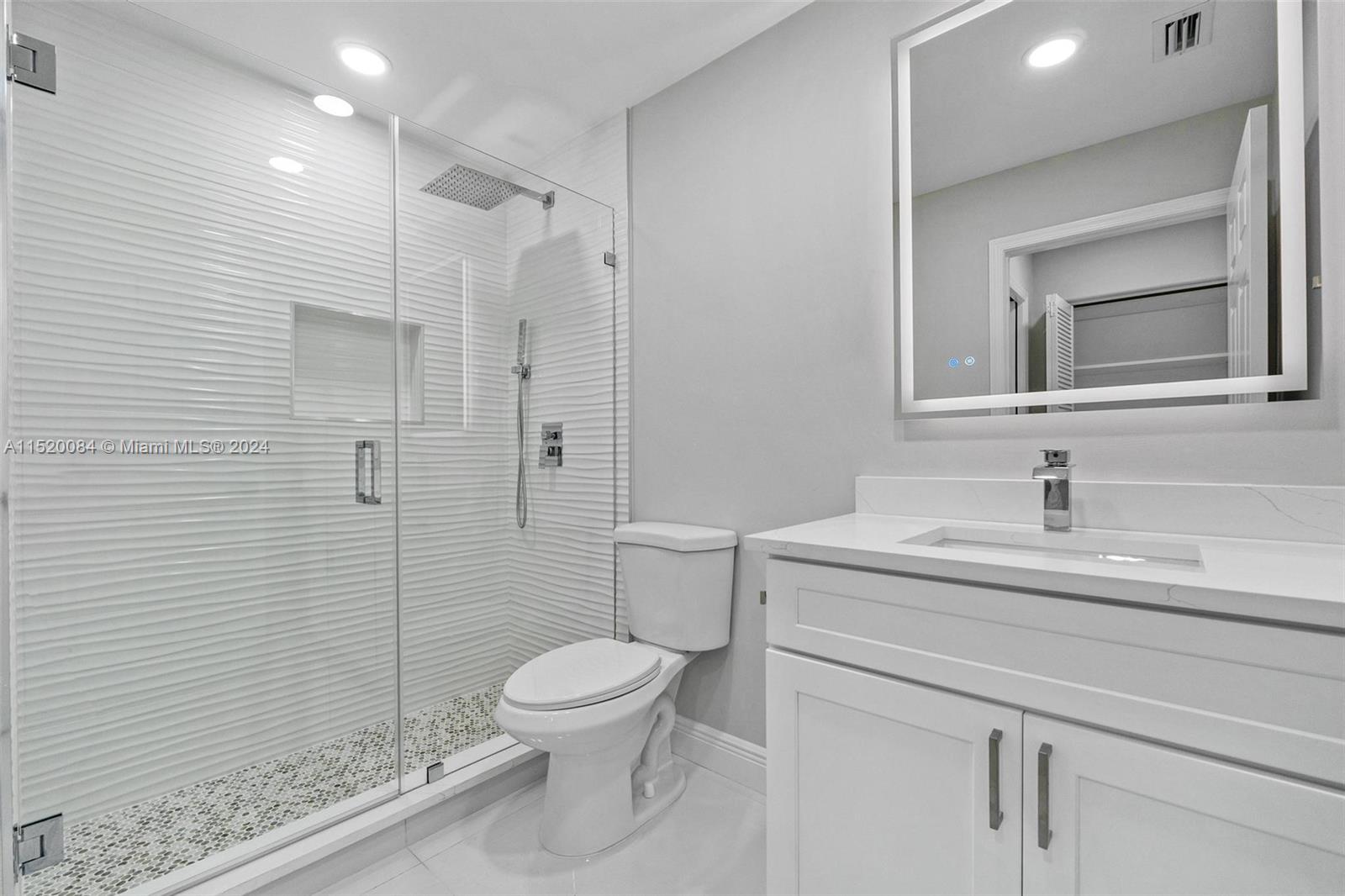 7973 Travelers Tree Drive Boca Raton, FL 33433 - Photo 22 of 46 Gallery Image 22