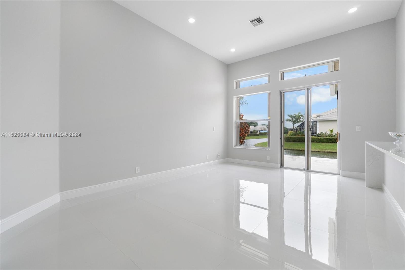 7973 Travelers Tree Drive Boca Raton, FL 33433 - Photo 23 of 46 Gallery Image 23