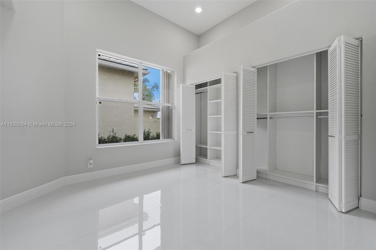 7973 Travelers Tree Drive Boca Raton, FL 33433 - Photo 25 of 46 Gallery Image 25