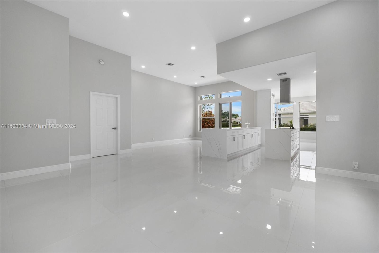 7973 Travelers Tree Drive Boca Raton, FL 33433 - Photo 27 of 46 Gallery Image 27